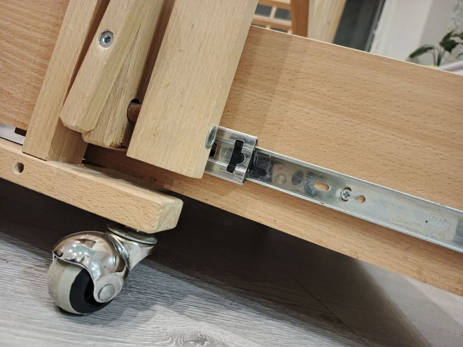 Продам дитяче ліжко 120*60 з маятником і шухлядою