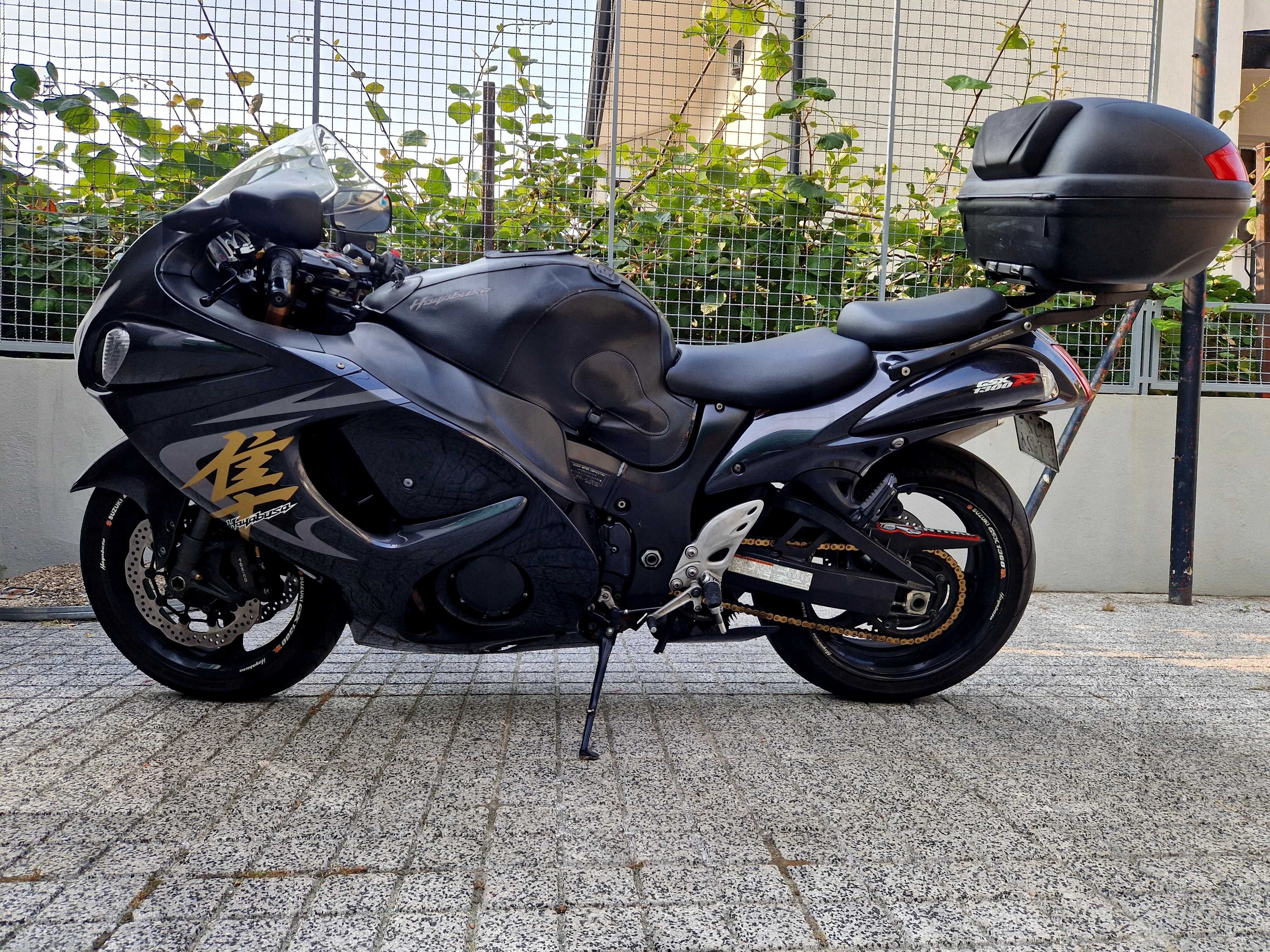 Suzuki Hayabusa K8 (RESERVADA)