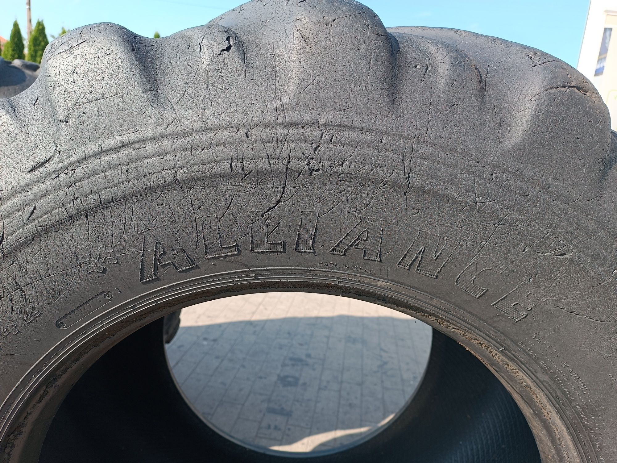 710/45R26.5 Alliance FORESTAR Radial LS-2 i Trelleborg Twin 422  710/4