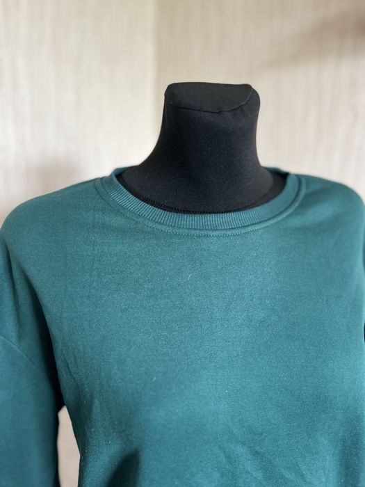 Turkusowa bluza