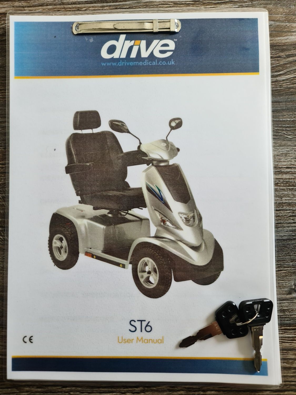 Skuter Inwalidzki dla Seniora Drive ST 6 Wózek Elektryczny Duże Koła