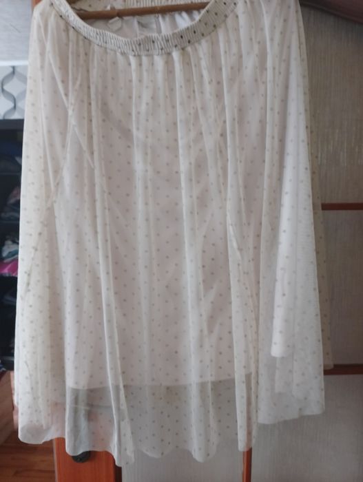 Tiulowa spódnica