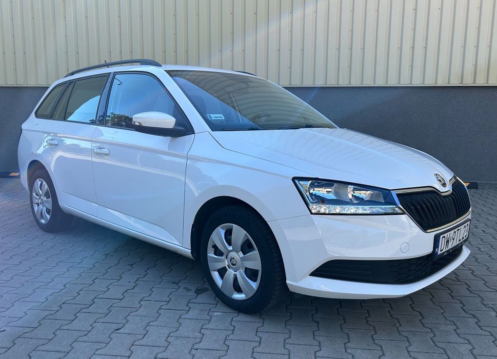 Skoda Fabia 1.0 MPI 60KM Tempomat czujnik parkowania FV 23% S. Pol bezwypadkowa