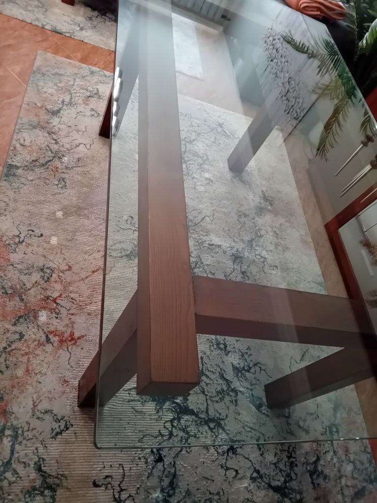 Mesa de sala com 6 cadeiras