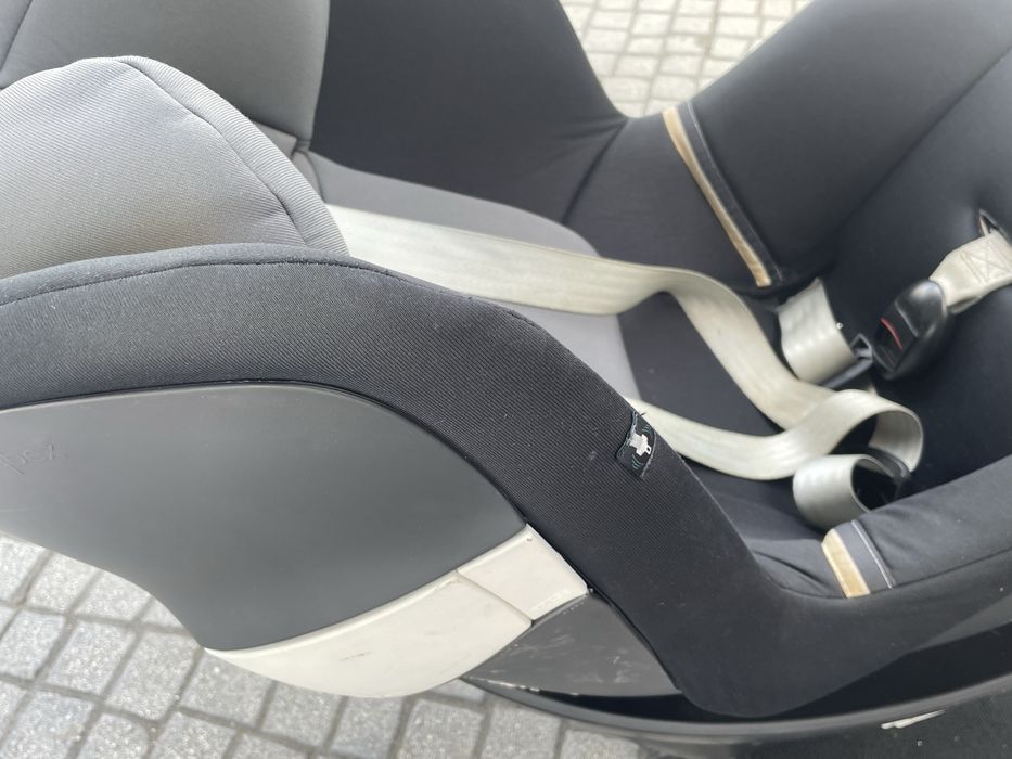 Cadeira Auto Cybex Sirona ISize