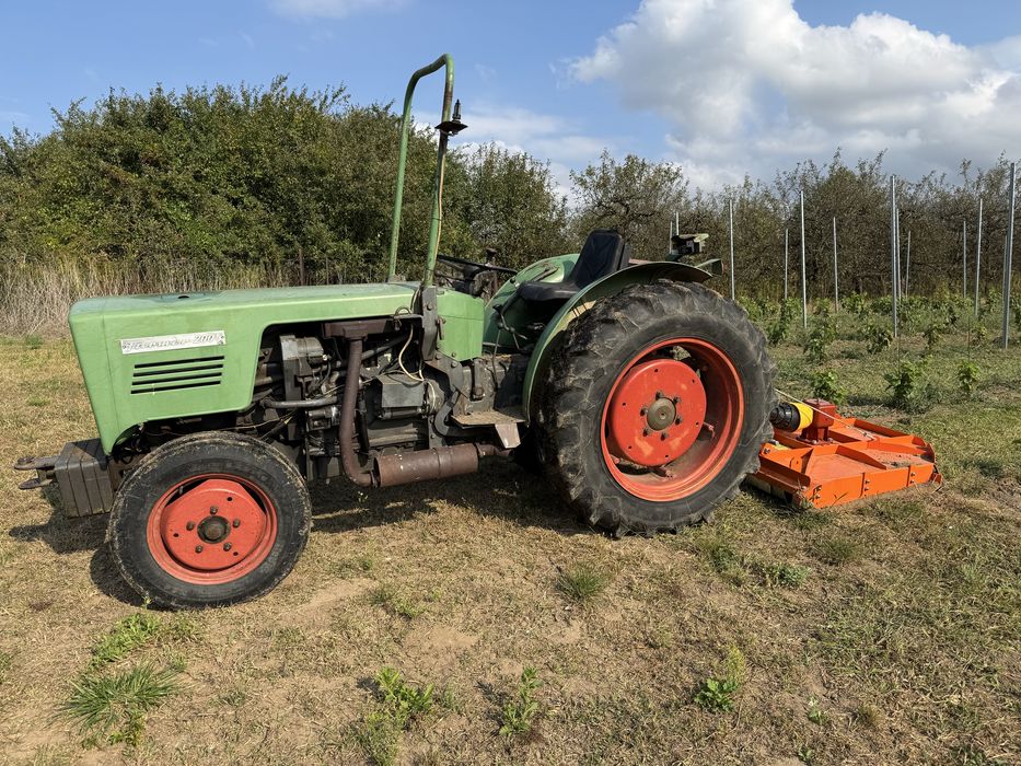 Fendt 200V zarejestrowany w PL sadowniczy do winnicy sadownik deutz