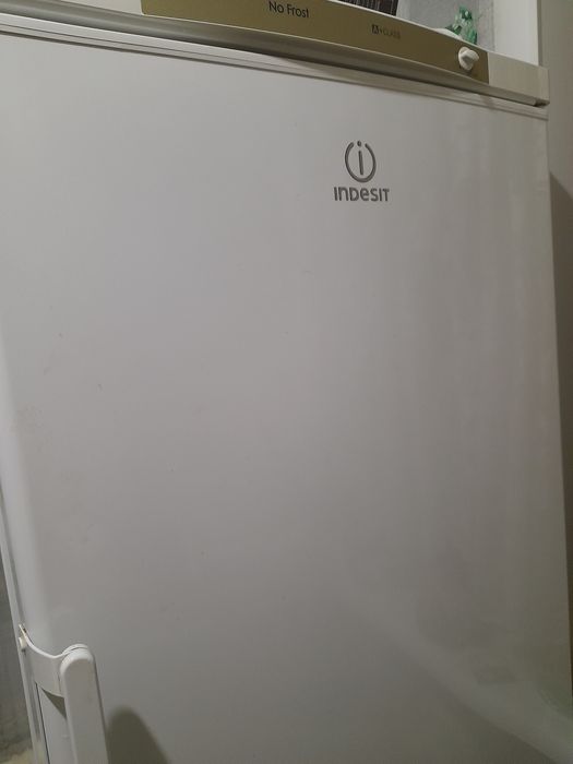 Продаю  морозильну камеру