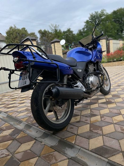 Продам Хонда СВ500s