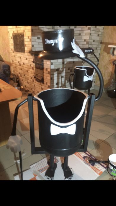 Лавки/смітники/столи/перила/піднавіси під замовлення