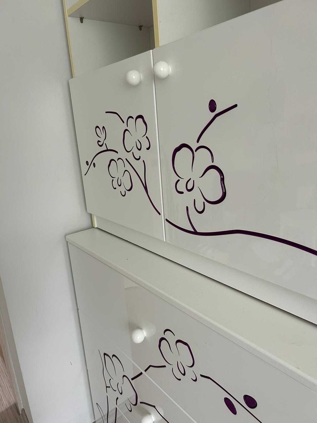 Komplet mebli dziecięcych Meblik Orchidea - 5 elementów