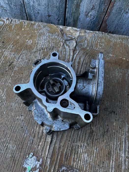 Вакуумный насос Audi A3