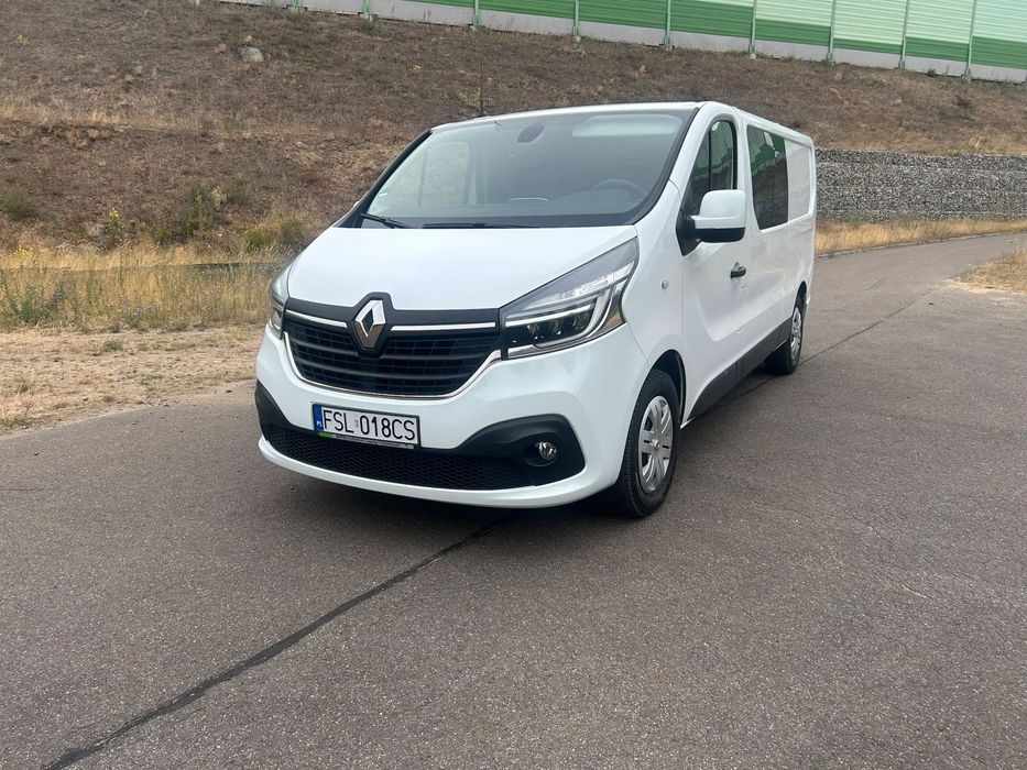 Renault TRAFIC  brygadowy 5 osób automat 170koni