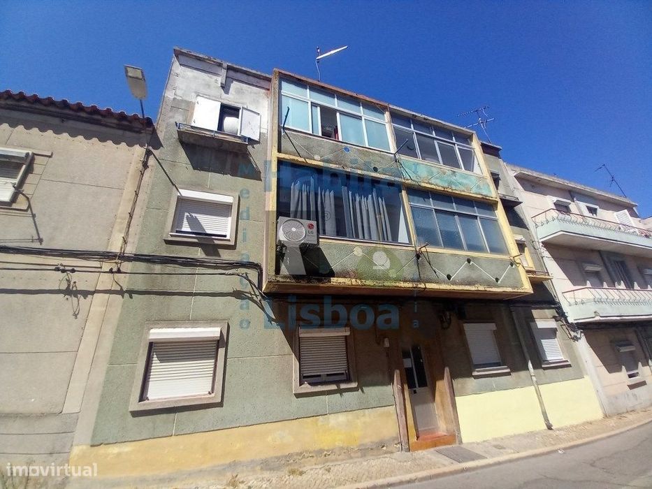 T1 Remodelado obras em Curso 1 Andar na Baixa da Banheira