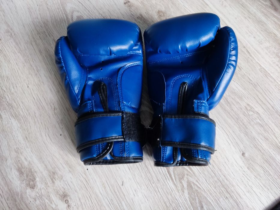 Rękawice bokserskie rozmiar S dla dzieci 9-11 lat