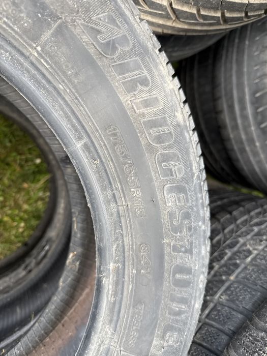 Opona Bridgestone b250 175/65/15 letnia w bardzo dobrym stanie sztuk 2