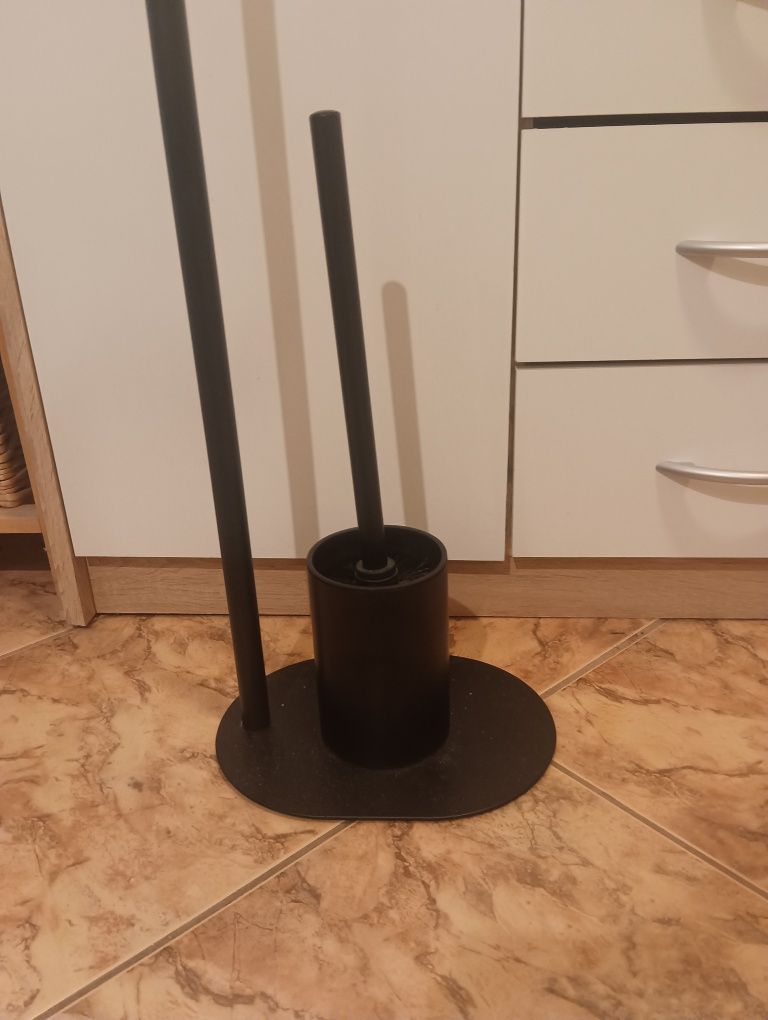 Nowy stojak na papier toaletowy  i szczotka