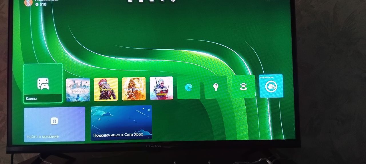 Xbox series s в хорошем состоянии