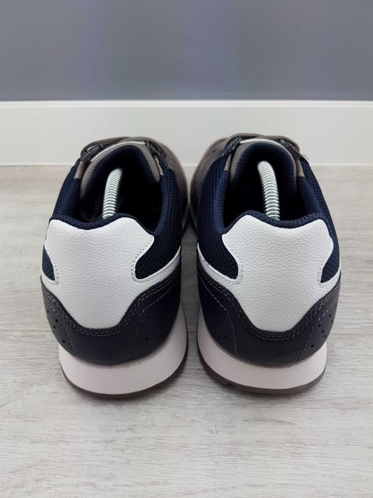 GEOX чоловічі кросівки р. 44-45