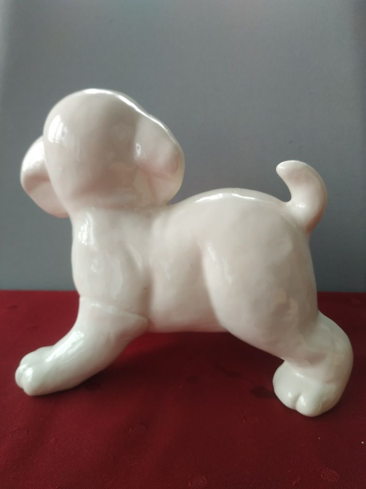 Figurka ceramiczna pies