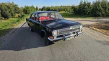 Wołga GAZ 24 z 1982 roku, odrestaurowana