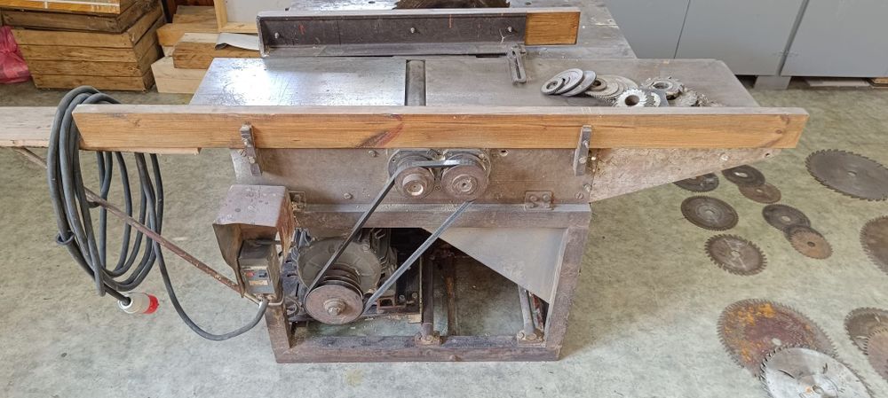 Heblarka trajzega krajzega piła stołowa