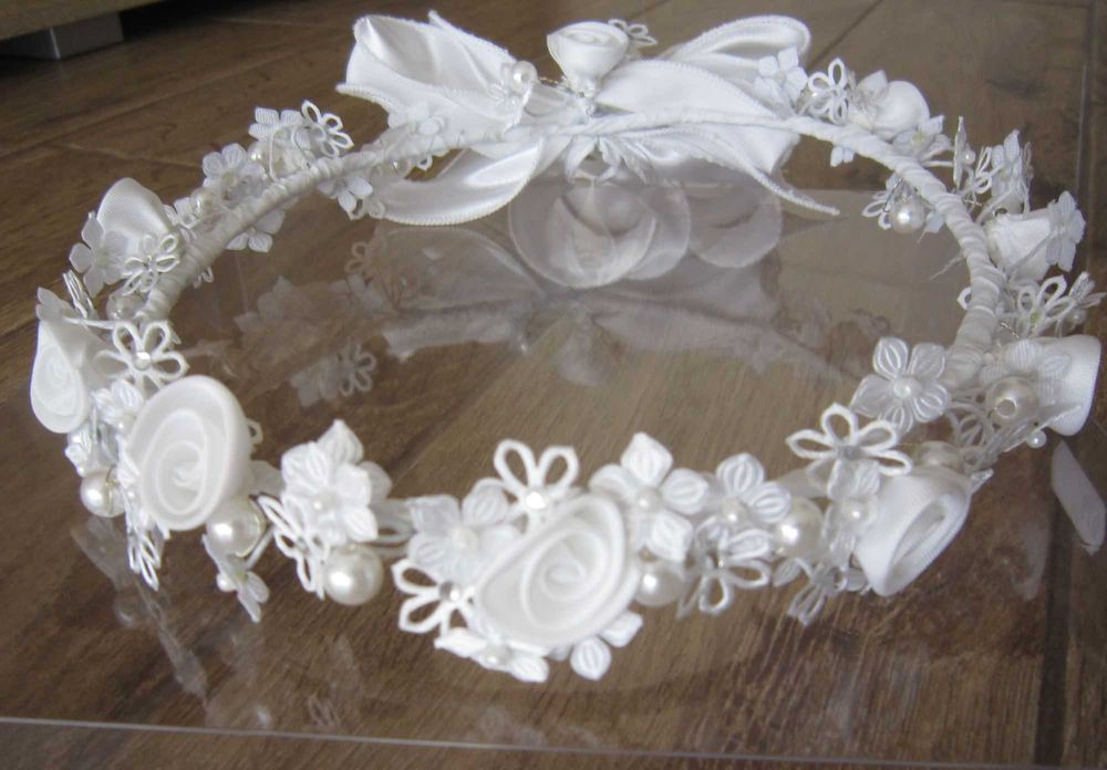 Alba sukienkowa dla dziewczynki z bolerkiem i wiankiem - r. 152