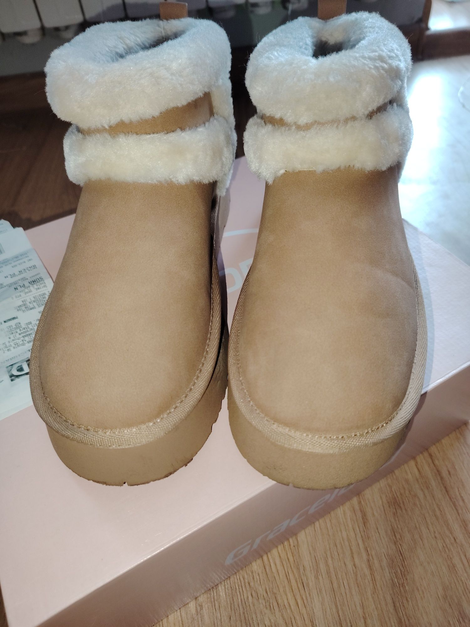 Buty zimowe damskie