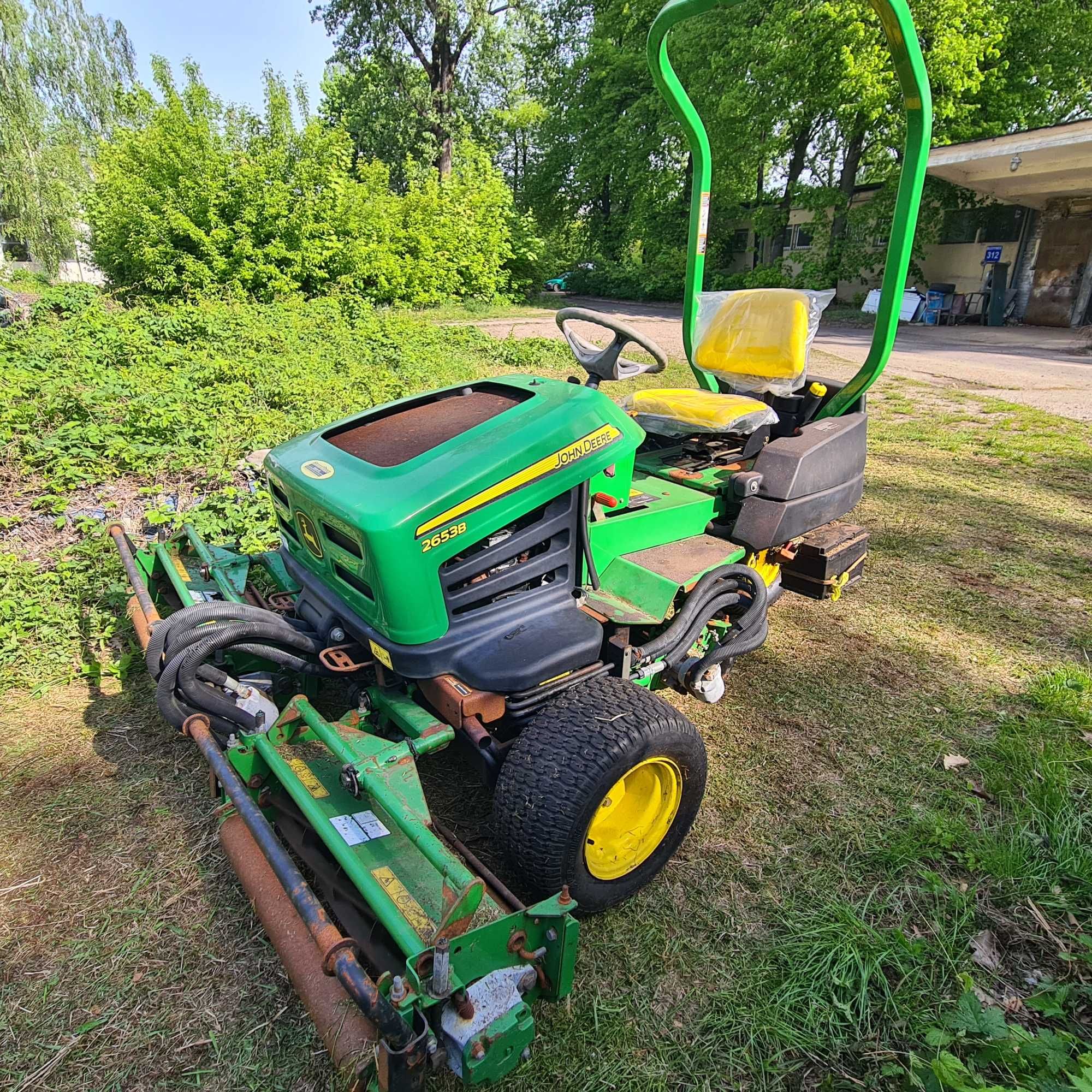 Kosiarka wrzecionowa John Deere 2653B