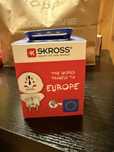 Skross Zasilacz sieciowy Adapter podróżny World to Europe