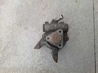 Pompa wspomagania LUK do BMW e36 silniki M43 i M44 316i 318i 318ti