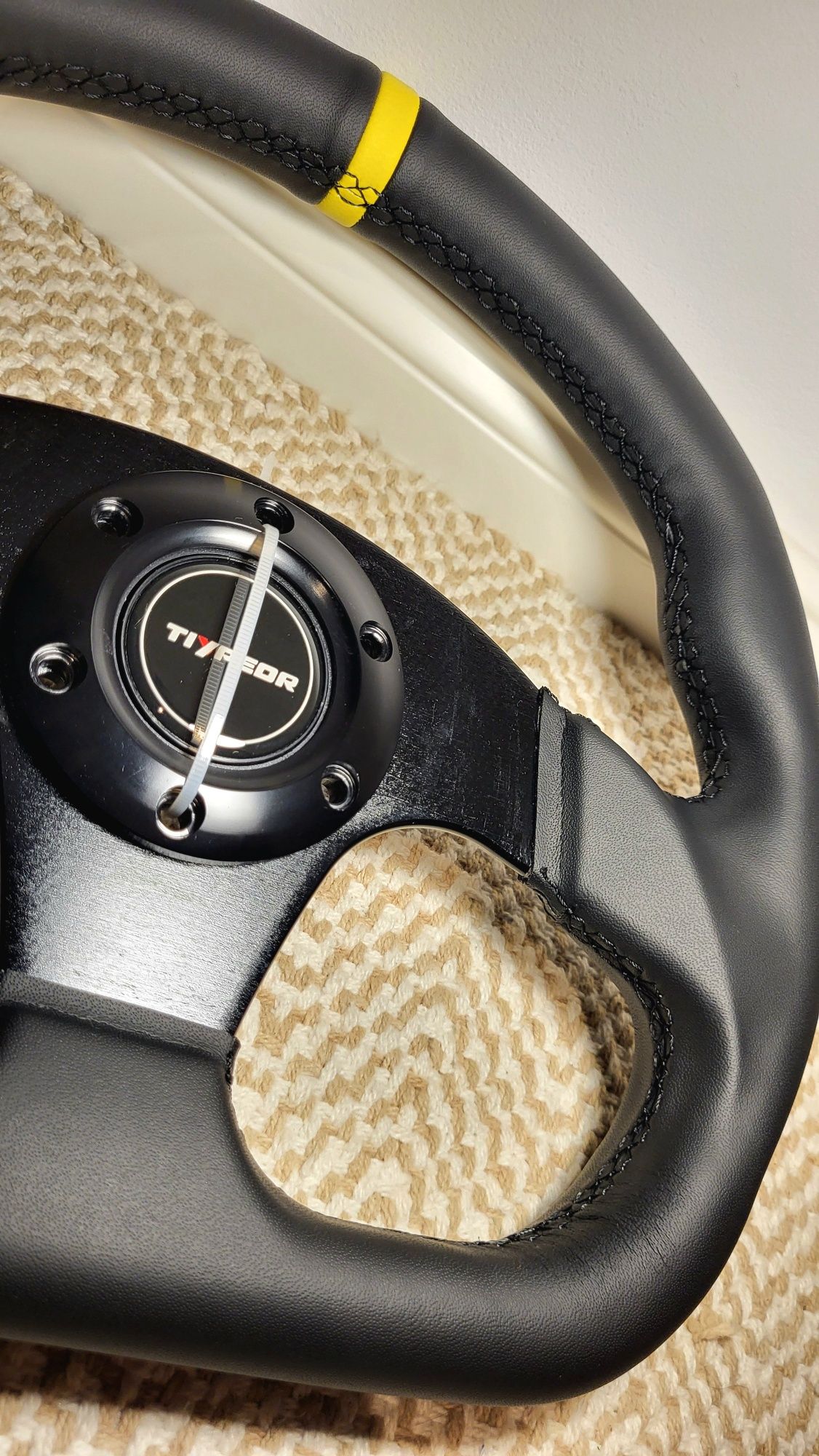 Kierownica/obręcz D-shape 33 cm + adapter TK Customs - Thrustmaster