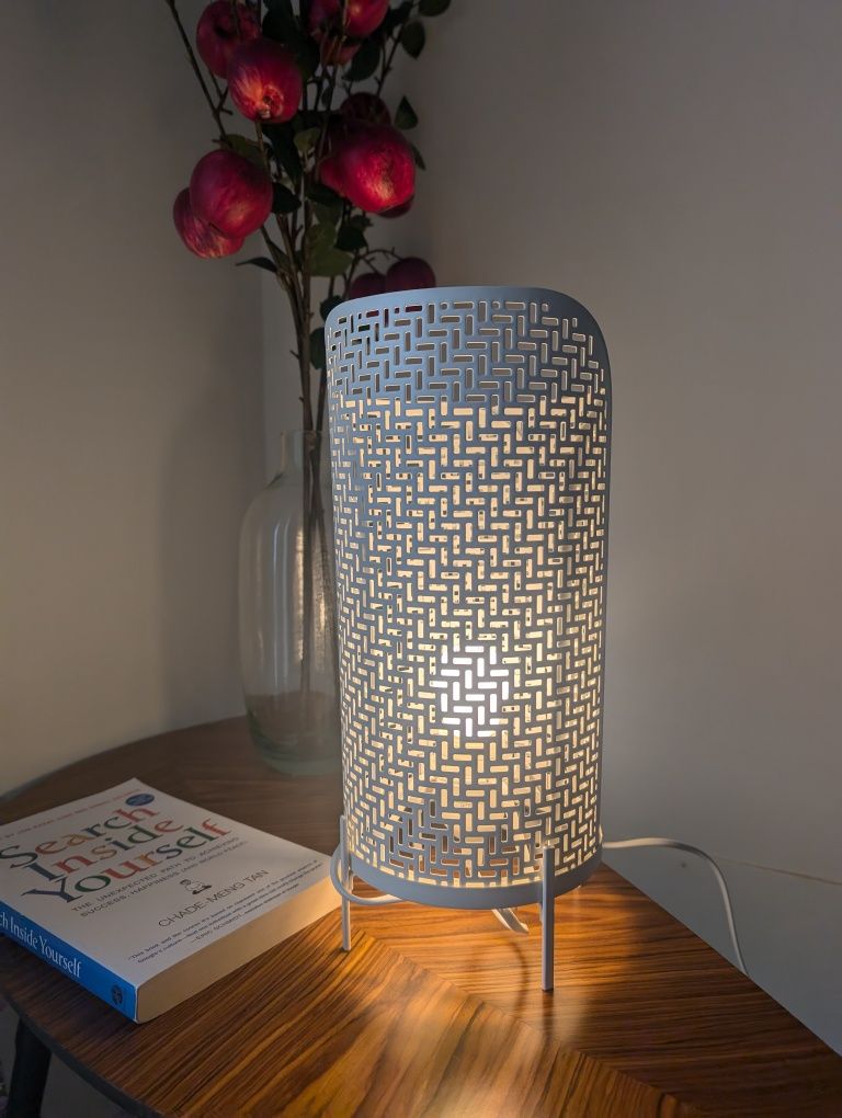 Lâmpada de tavola IKEA