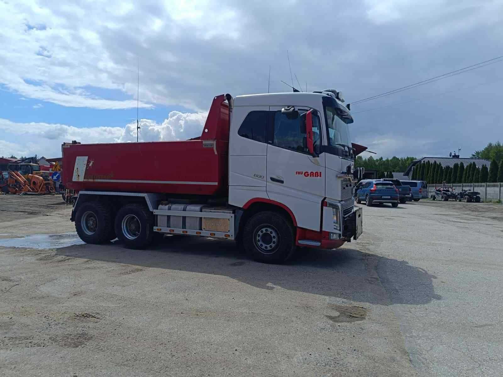 VOLVO 6X4 Wywrotka skandynawska Zarejestrowane jako SPECJALNE