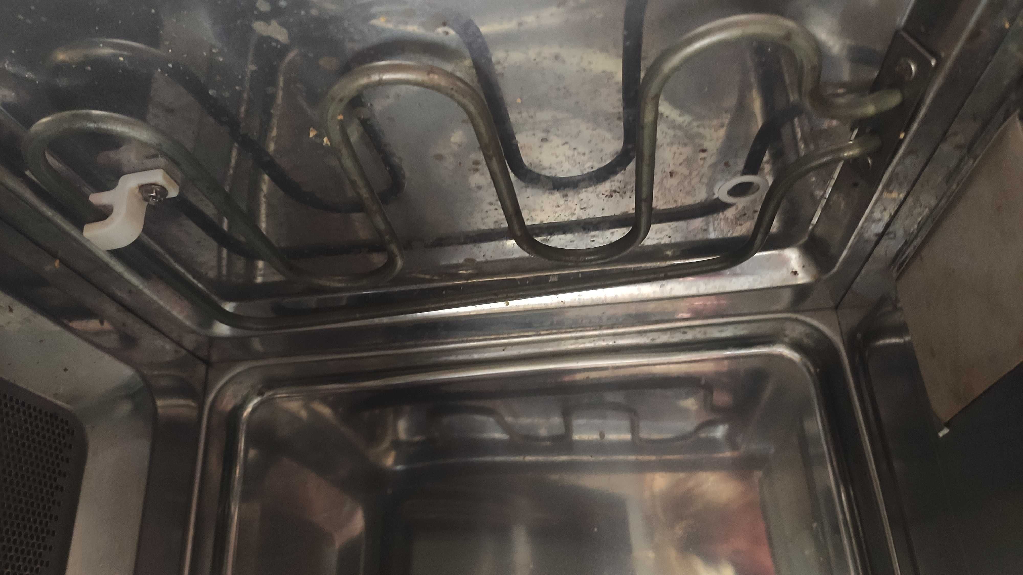 Kuchenka Mikrofalowa z grillem AEG MCD2541E-M