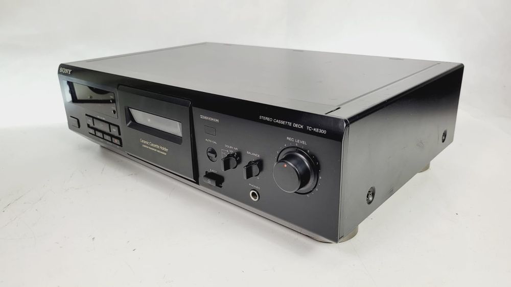 Magnetofon SONY TC KE300 deck kaseta 2 głowicowy Dolby B C HX PRO