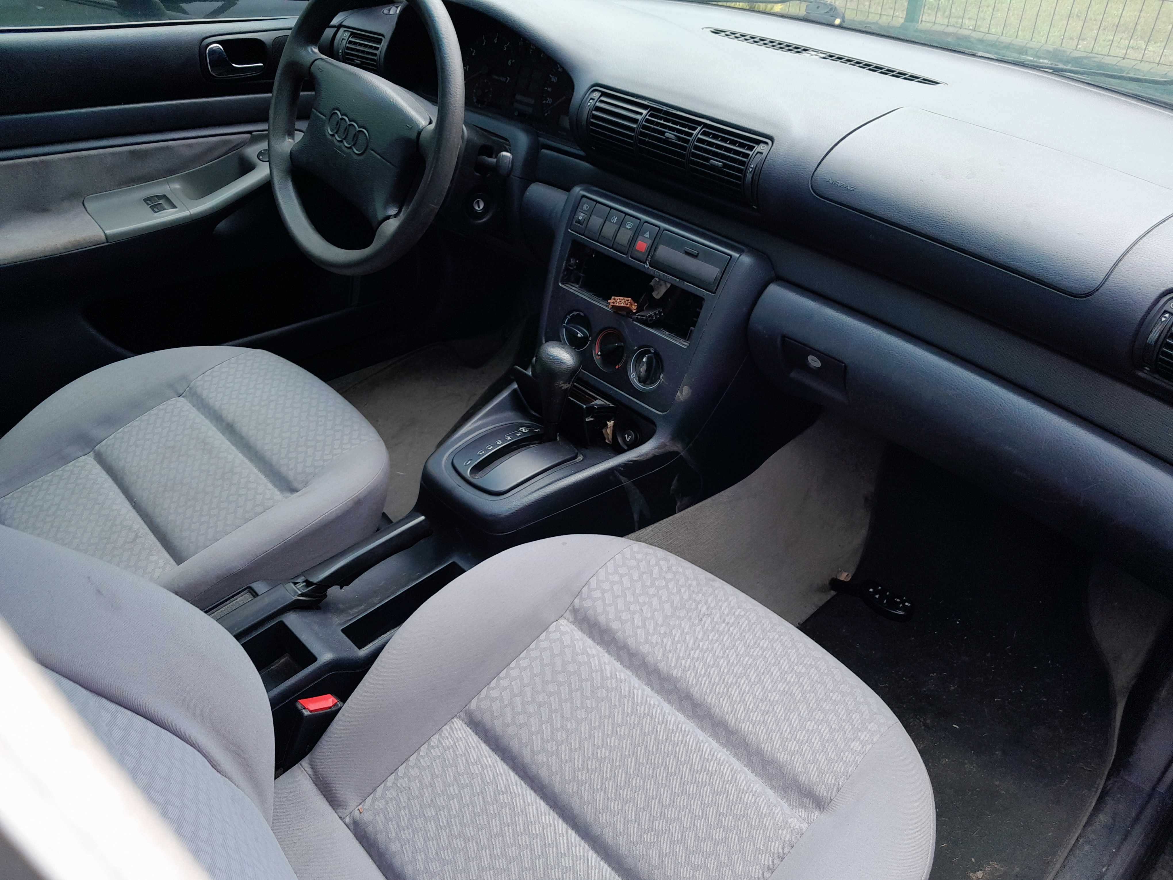 Audi A4 B5 1.6benz 95r. z de sedan ADP LZ6U CUW automat alu 16
