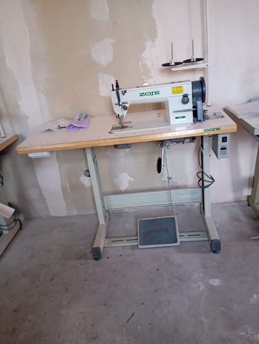 Швейная промышленная машина Zoje ZJ 0303 с двойным транспортом