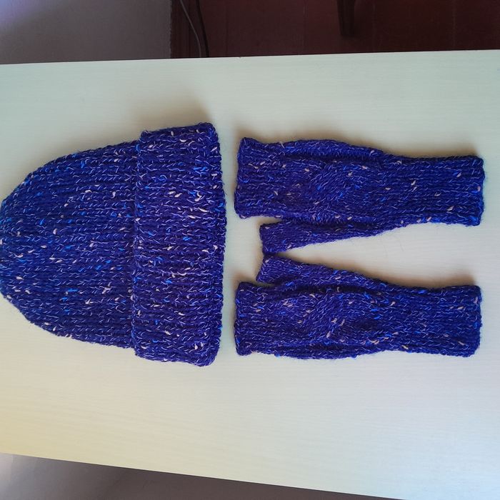 Шапка жіноча 56-58р.з мітенками.