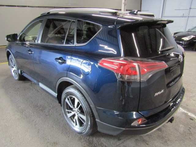 Toyota RAV4 XLE 2018