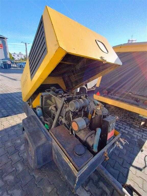 Sprężarka samojezdna KAESER M32,  17.9kW, 3,2m3/min, S015199