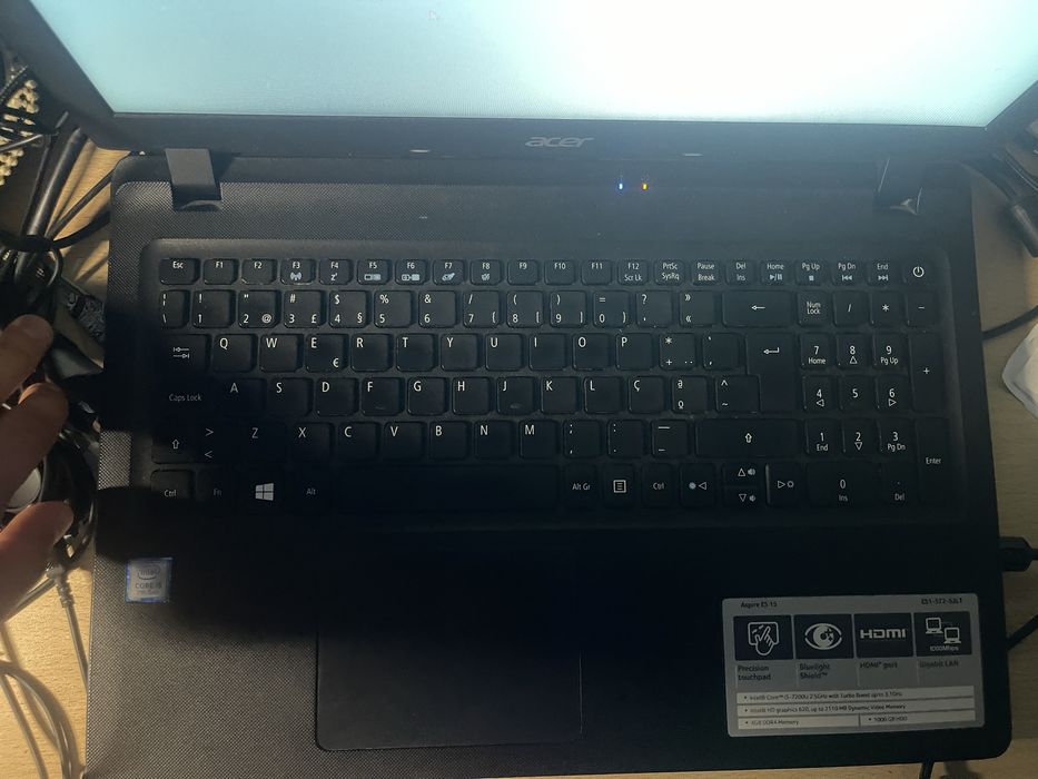 Vendo portatil acer aspire es 15