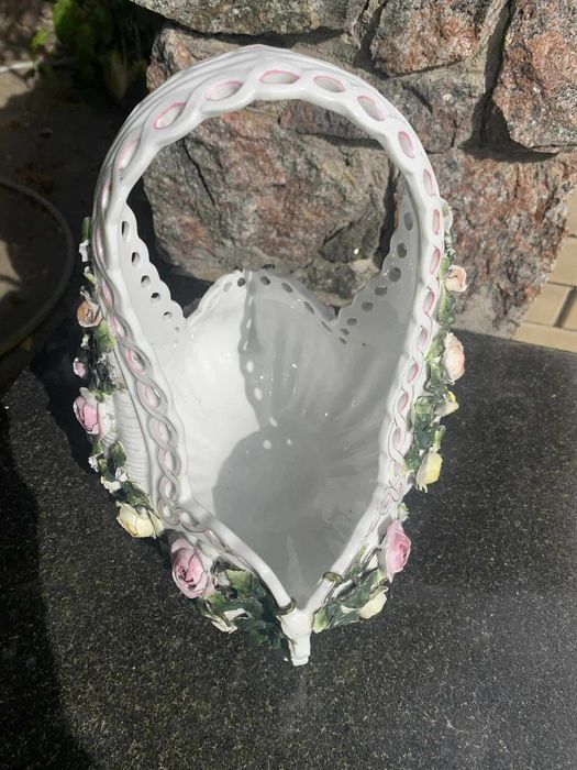 Антикварні вази. Старовинні вази