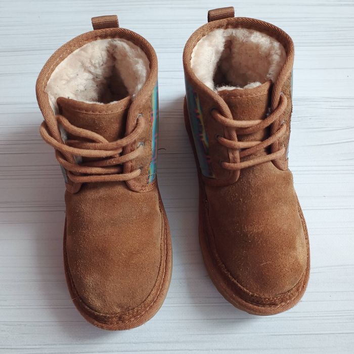 оригінальні зимові  UGG угги  р33.5 на ніжку до21см