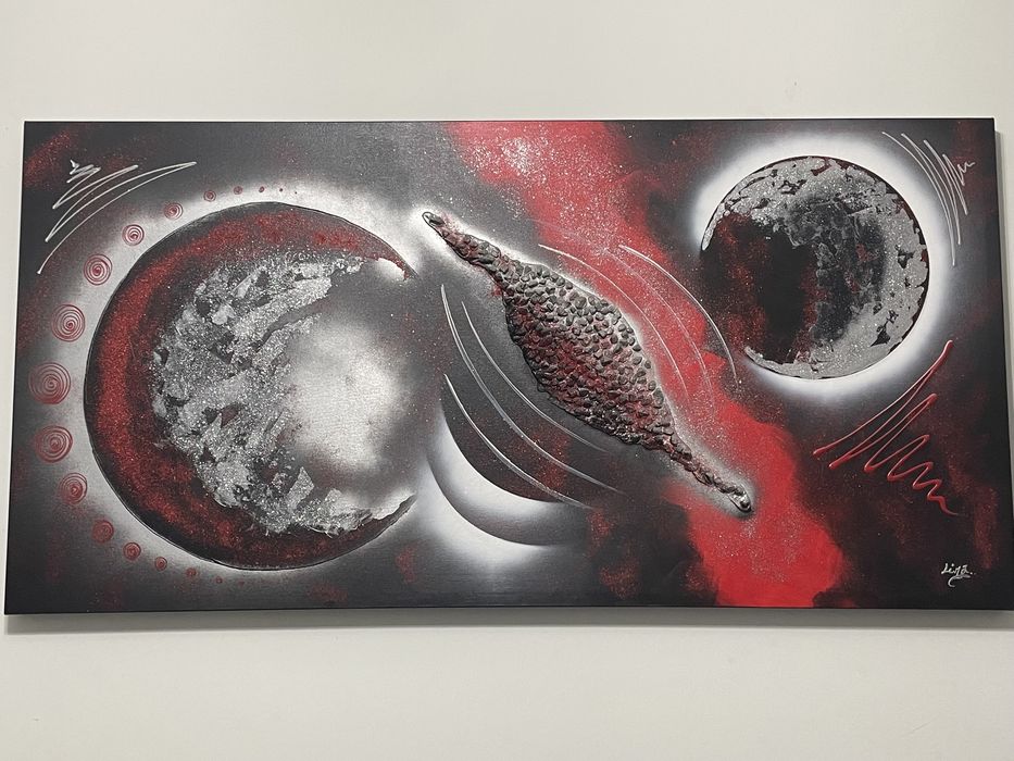 Quadro preto e vermelho