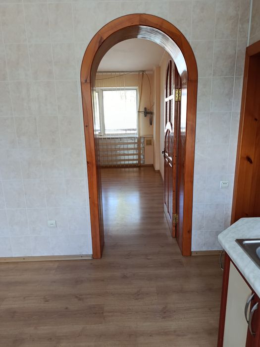 Здається в оренду будинок з сауною і гаражами