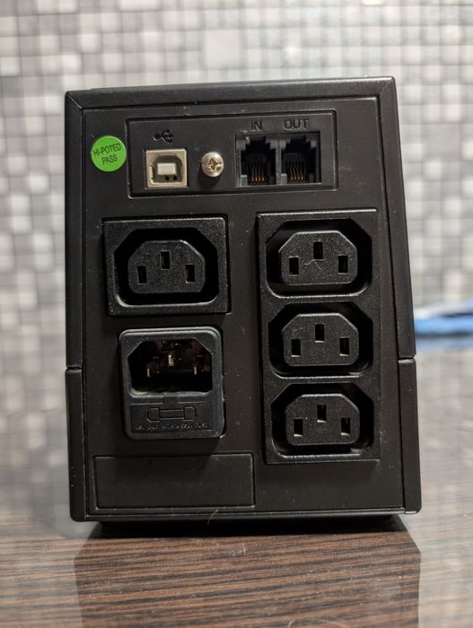 FSP EP-650 Источник бесперебойного питания