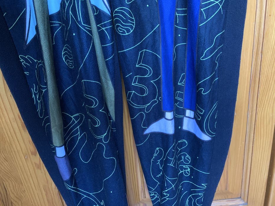 Комбінезон-кігуру з персонажами мультсеріалу «рік і морті».