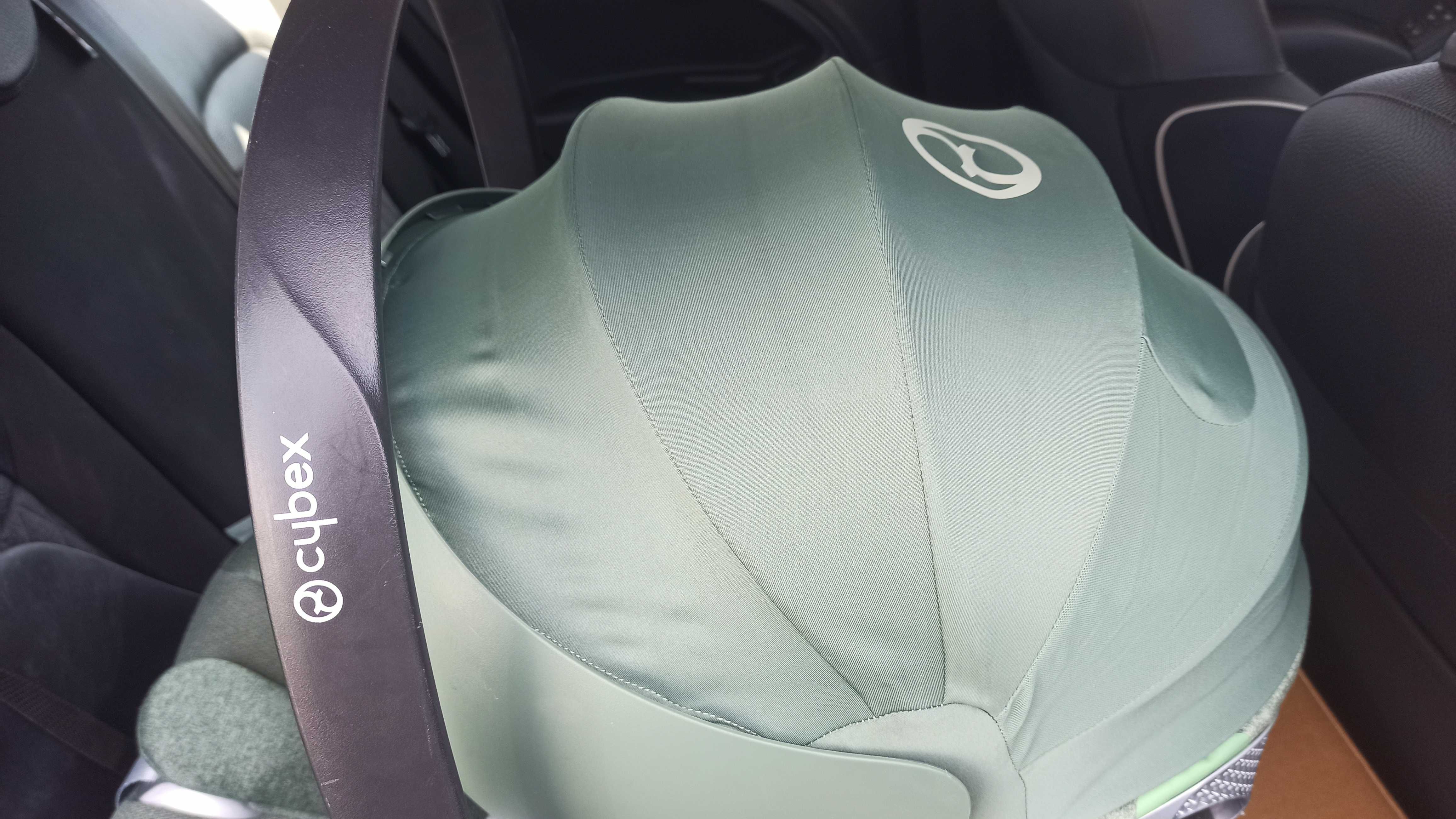 Cybex Cloud T Plus Leaf Green