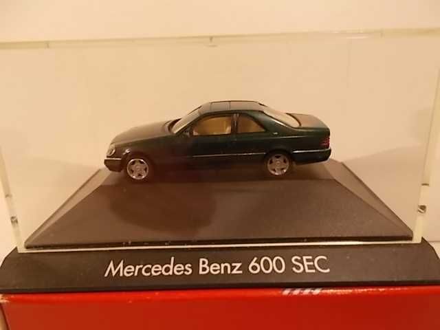 1:87 herpa - mercedes 600 sec zielony