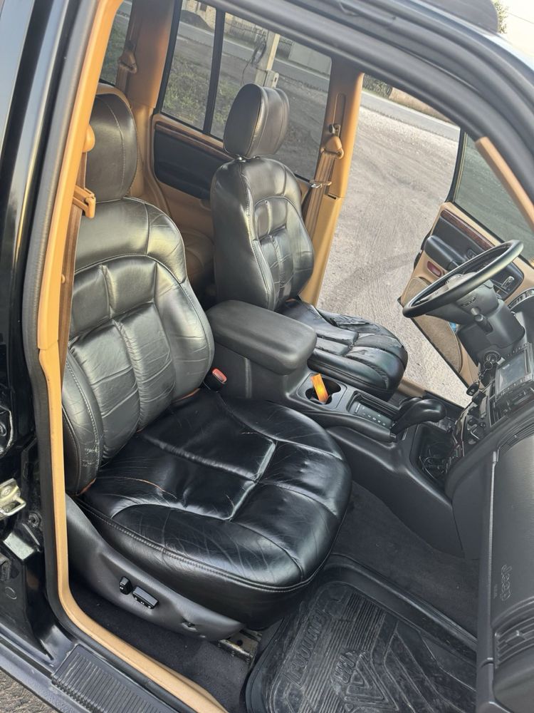 Продам Jeep Grand Cherokee з мотором 3.2 дизель